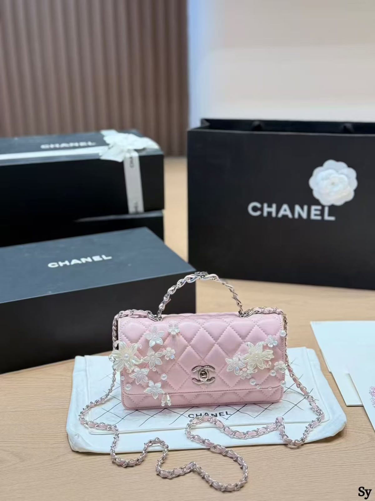 Chanel Quilted Floral Handbag | Glamora
