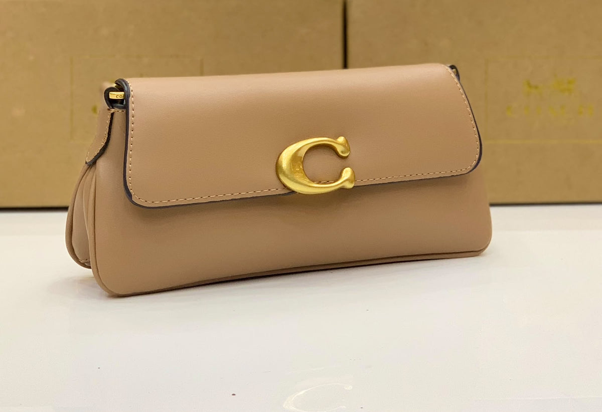 COACH JET (Master Copy Branded Replica) OFFICIAL MODEL PRIMUM QUALITY 5 COLOURS  WITH BRAND BOX 📦 New Design